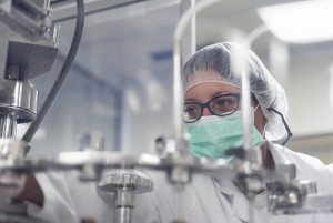 药品注册受理工作调整：12月1日起，凡由总局审评审批的注册申请均由总局受理