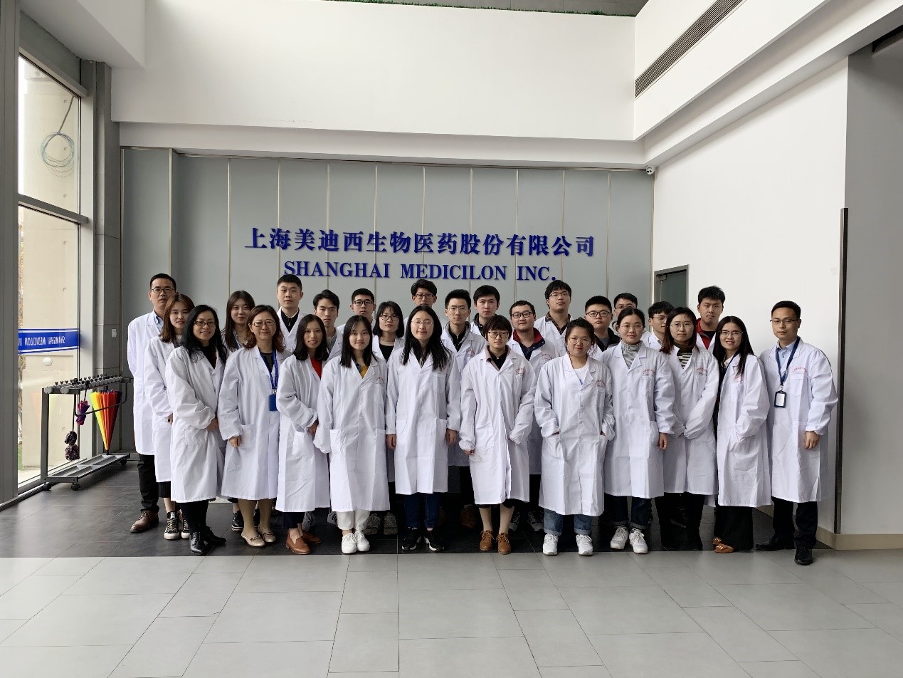 走进不朽情缘mg官网，与学子共话成长